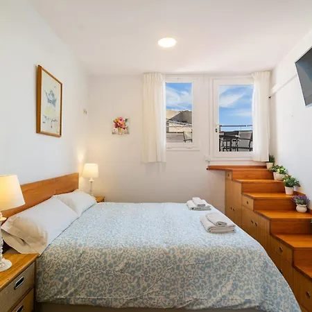 Downtown Penthouse With Views Of Apartmán